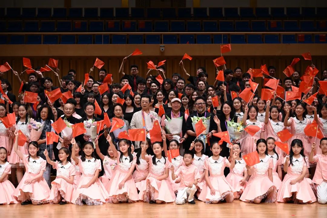 “唱响新时代”中国合唱协会第十四届魅力校园合唱展演圆满落幕